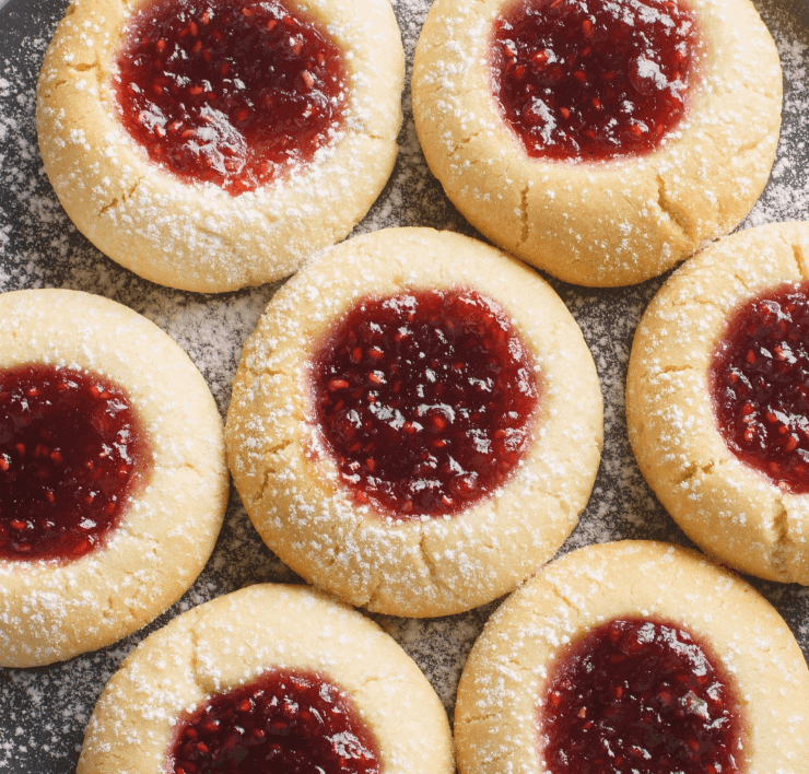 biscuits garnis à la framboise