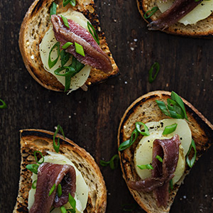 Garlic and Anchovy Crostini